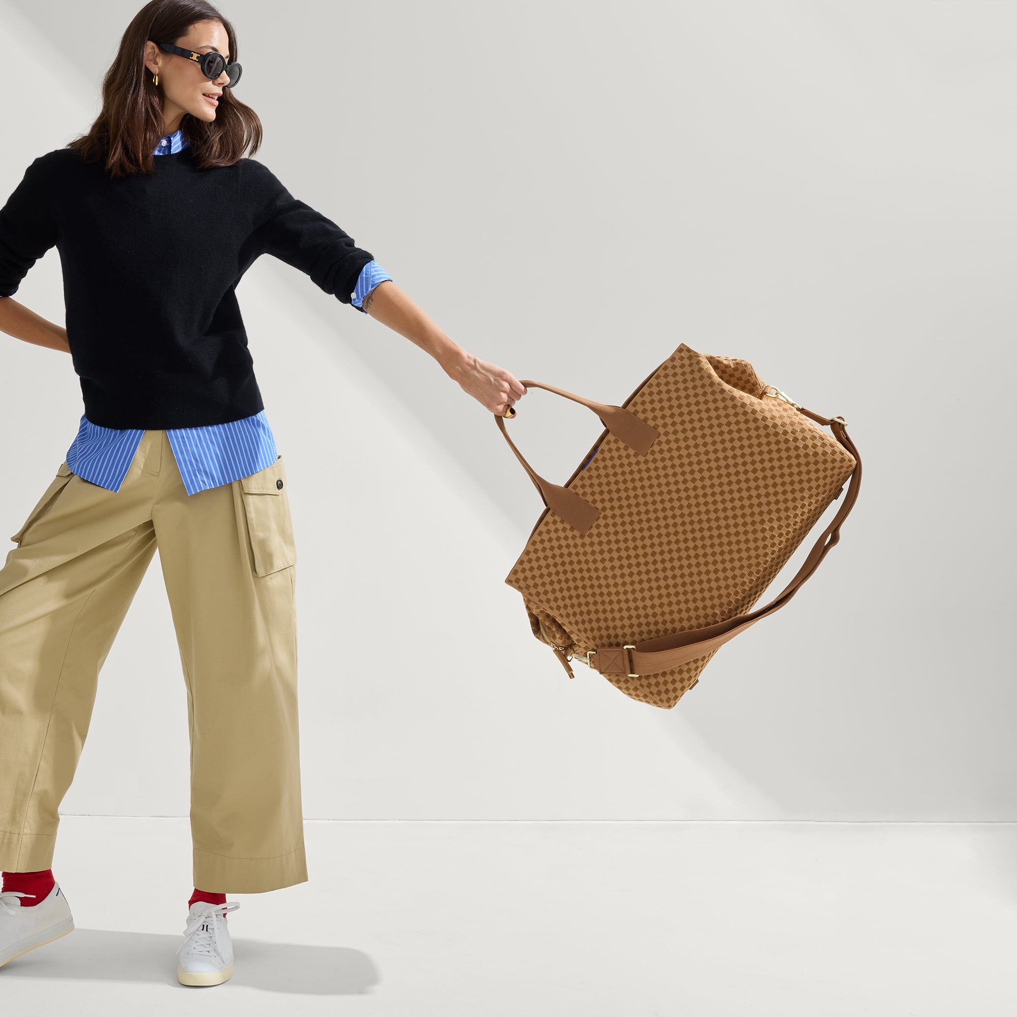 The Weekender Hazelnut - Image 4