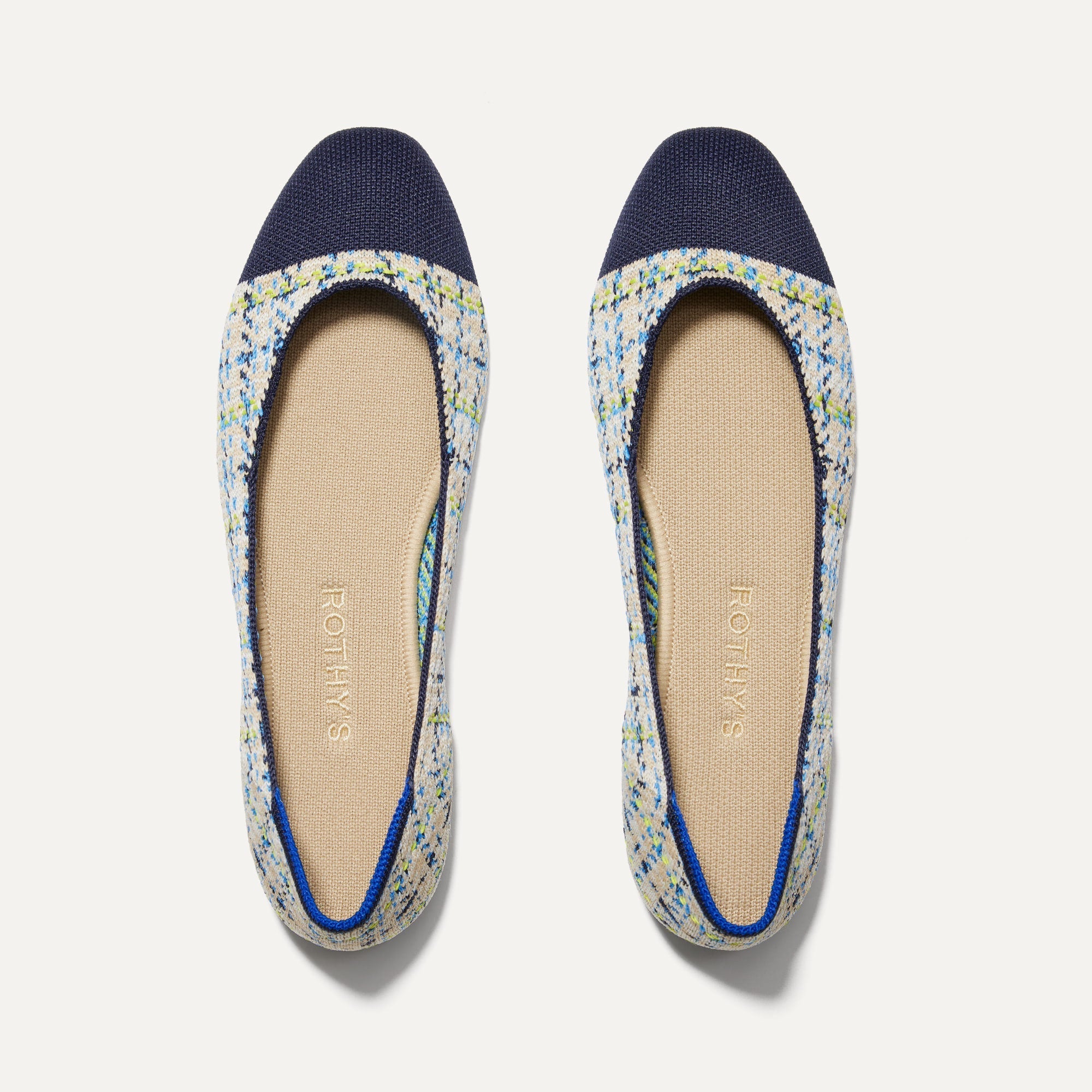 The Square - Image 10