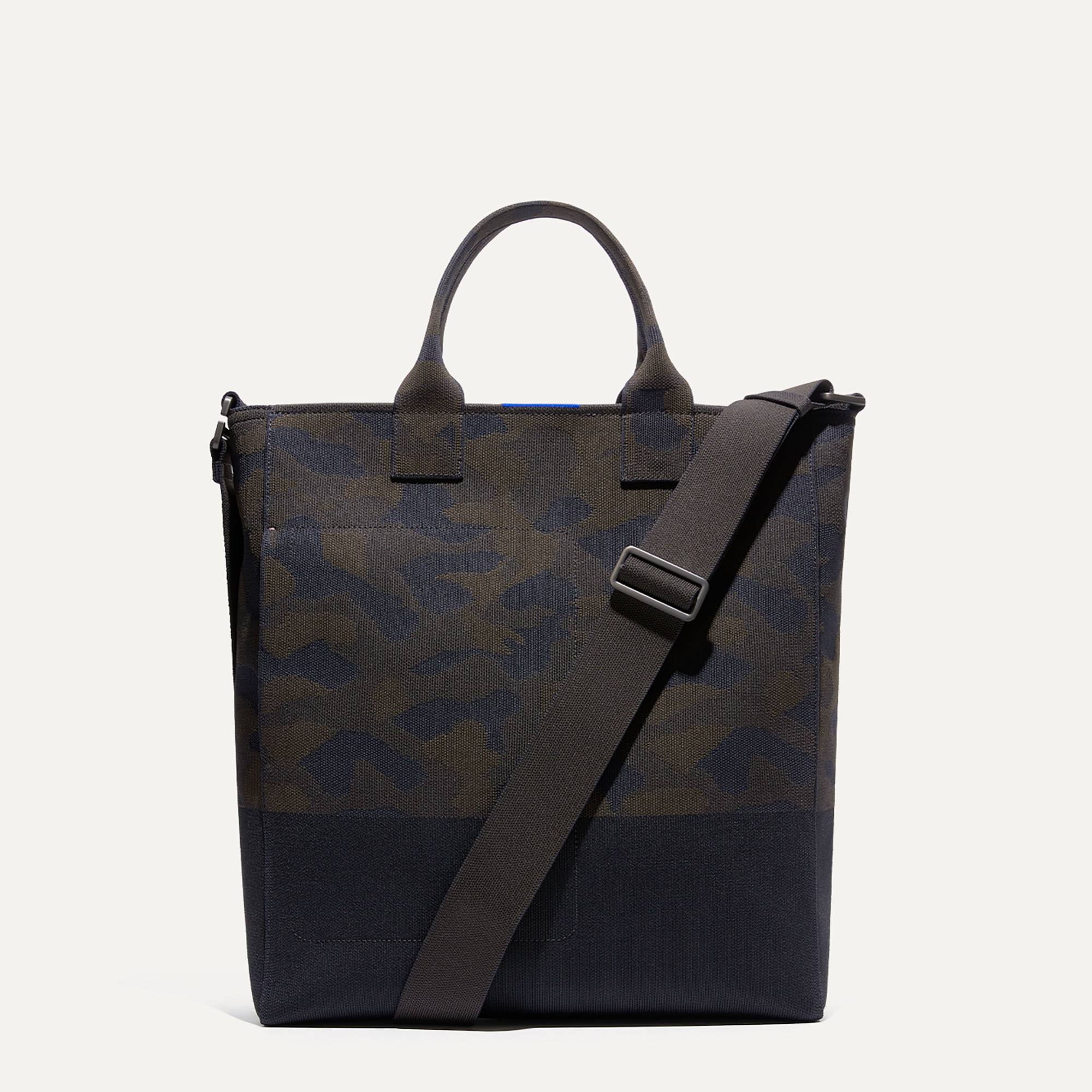 The Carryall Woodland Camo