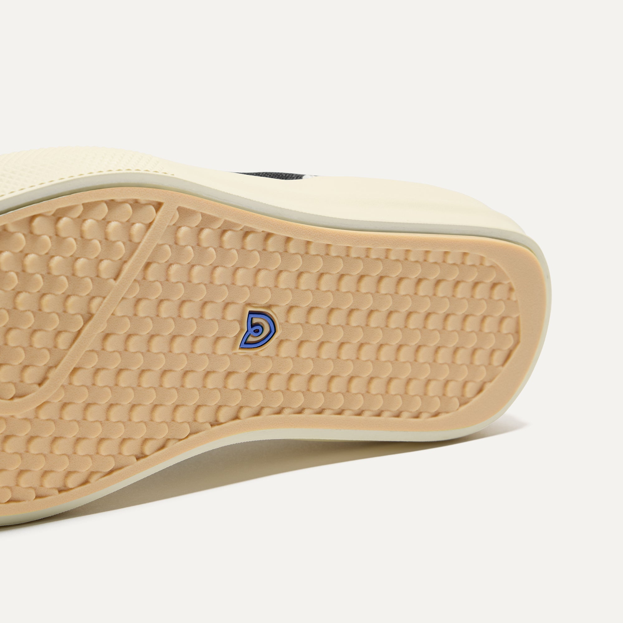 The Women's RS02 Sneaker Jet - Image 5