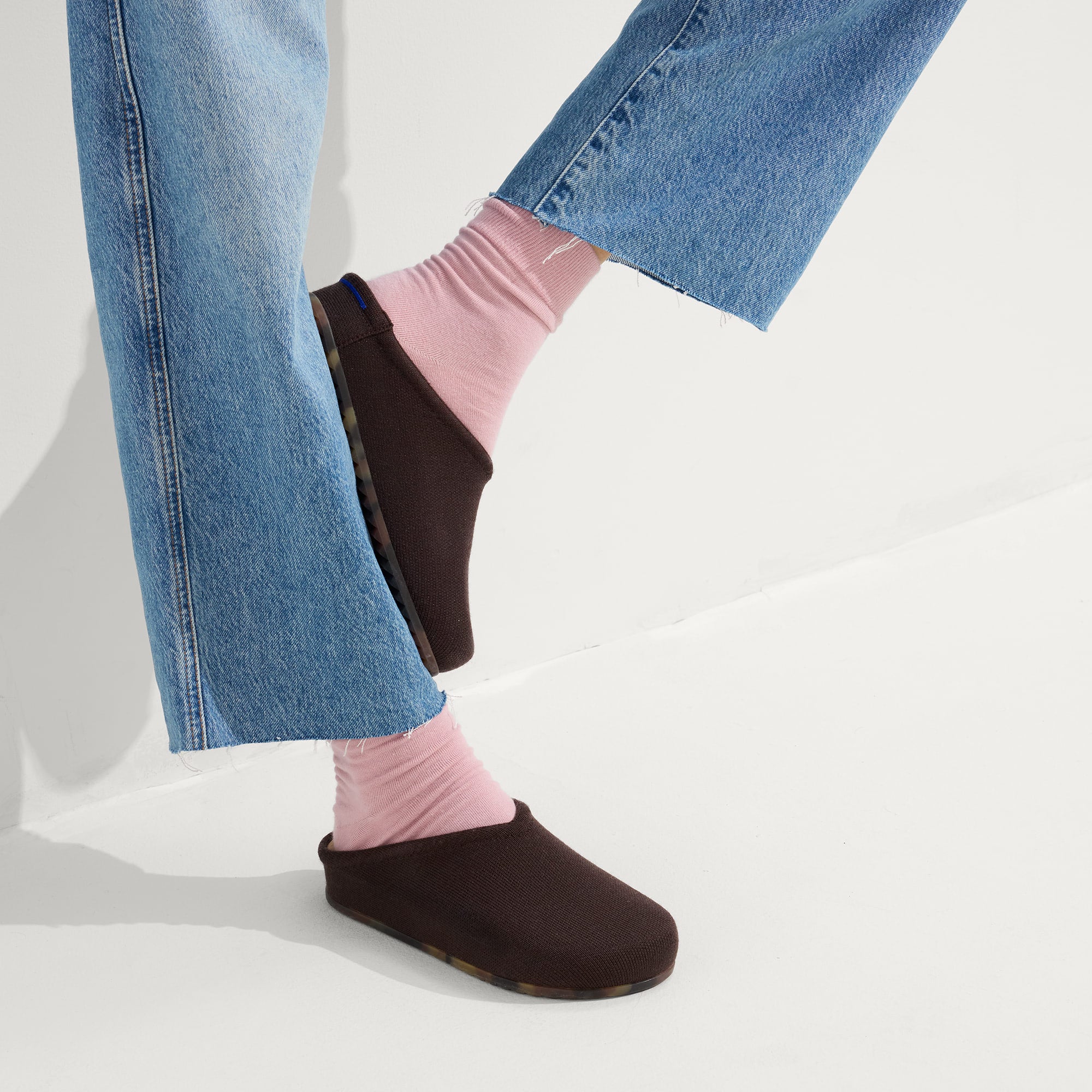 Alternative view of The Casual Clog   Chestnut