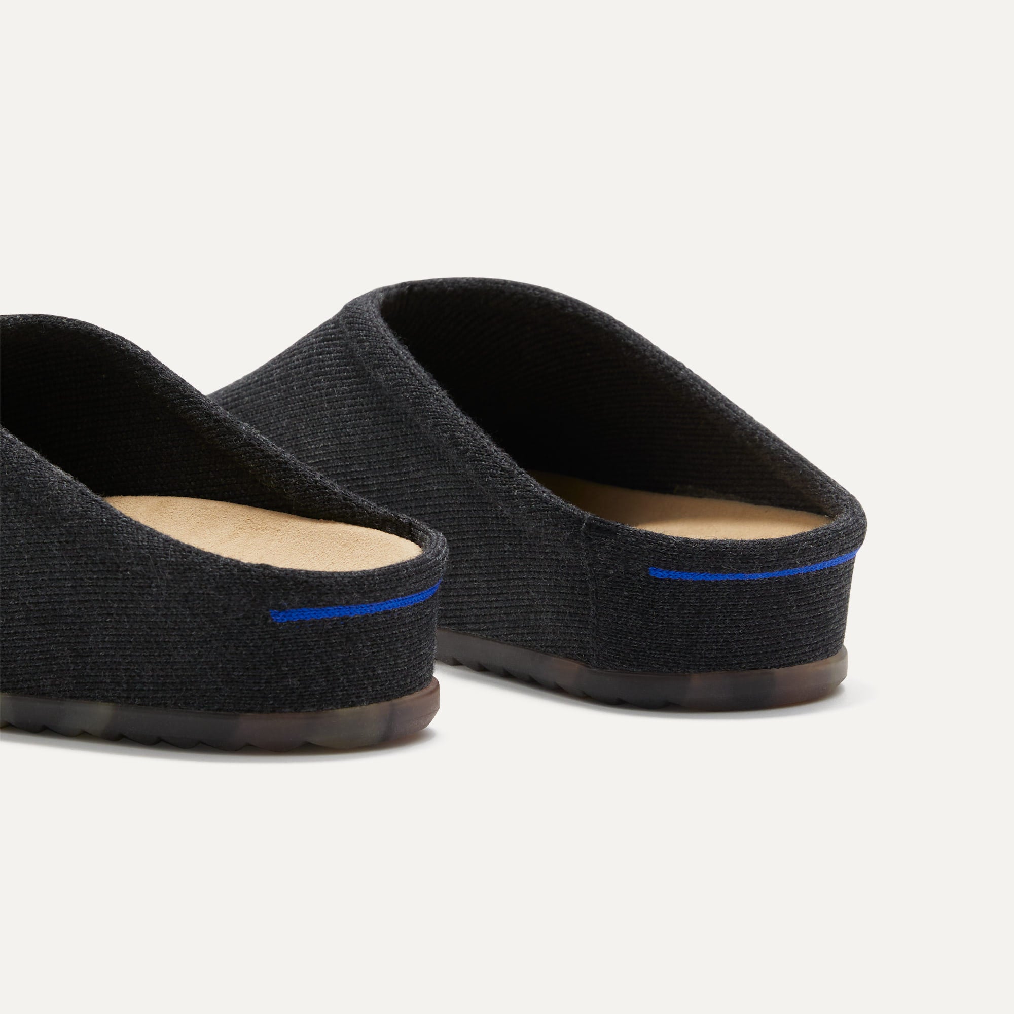 The Casual Clog Soft Black - Image 4