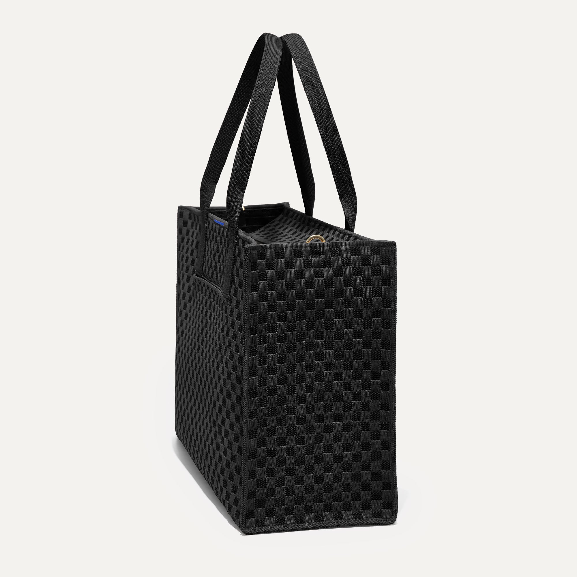 The Classic Tote Black Sand - Image 5