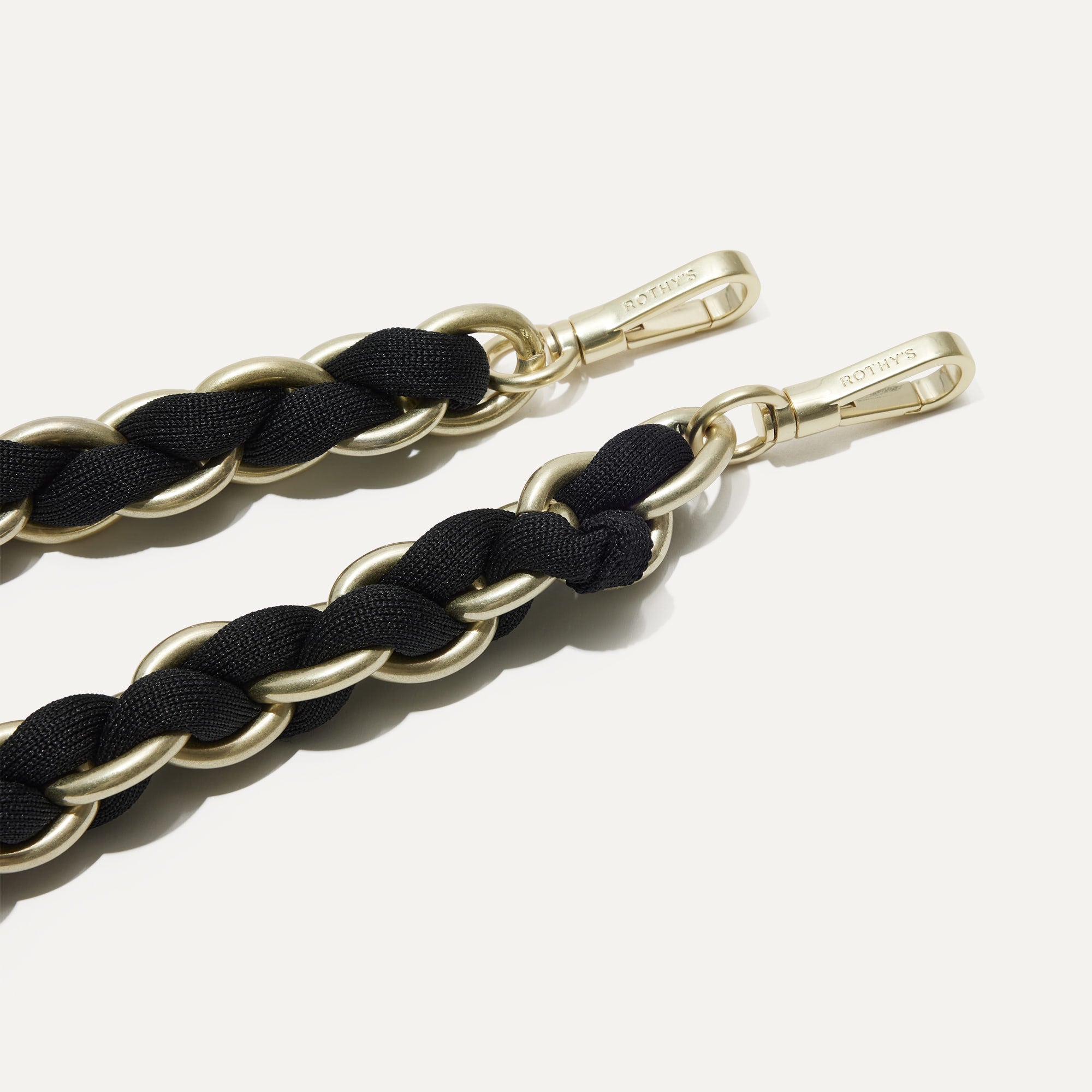 The Shoulder Strap Black Chain - Image 4