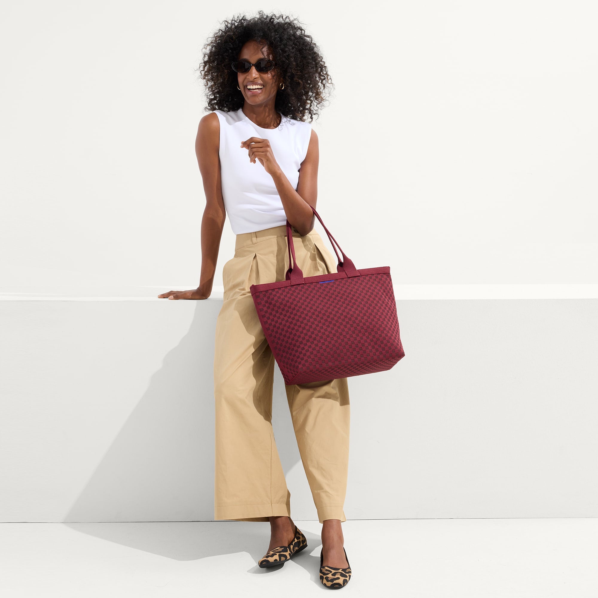 The Lightweight Zip Tote Cabernet Check - Image 4