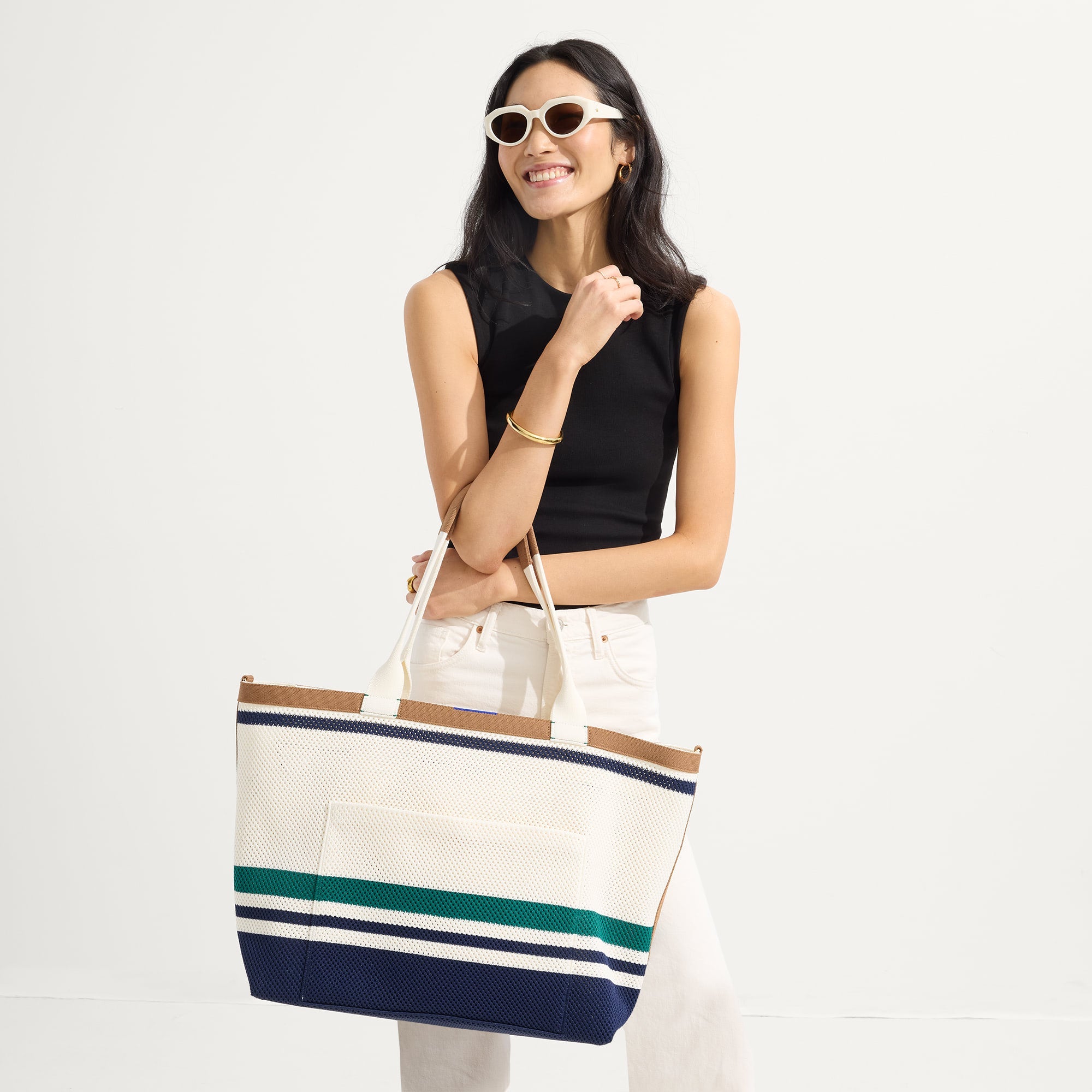 The Zip Travel Tote Volley - Image 3