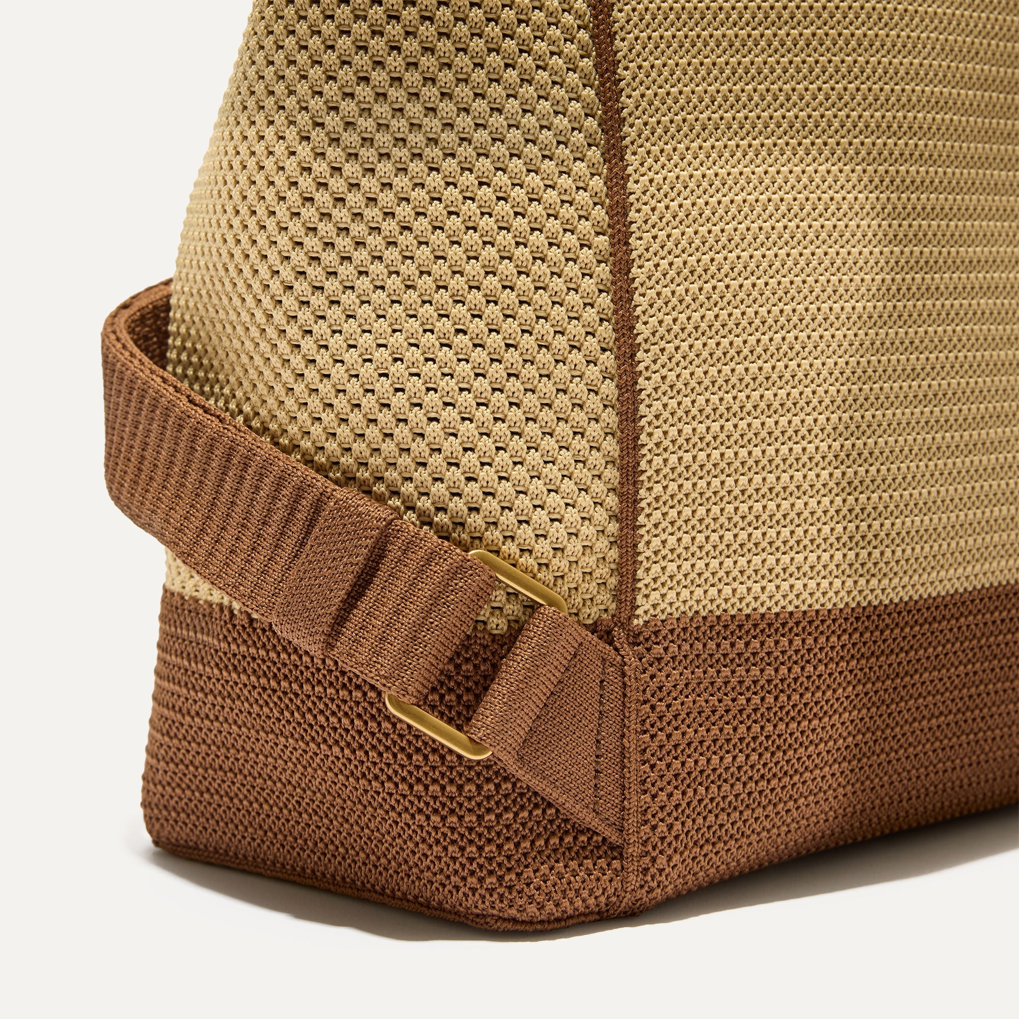 The Cinch Backpack Brown Butter - Image 6
