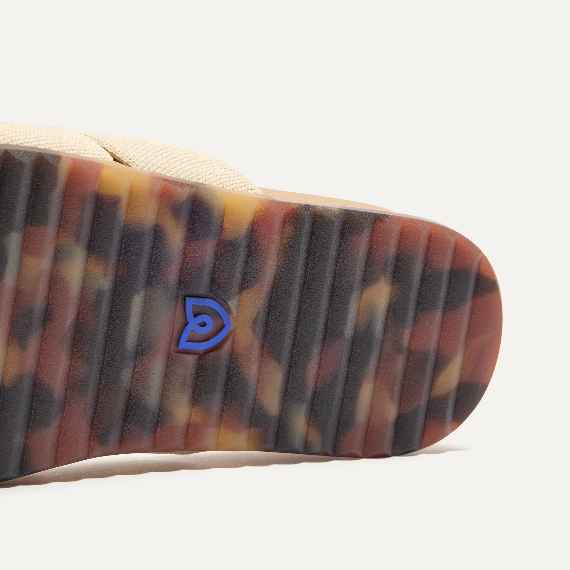 The Twist Slide Coconut - Image 6