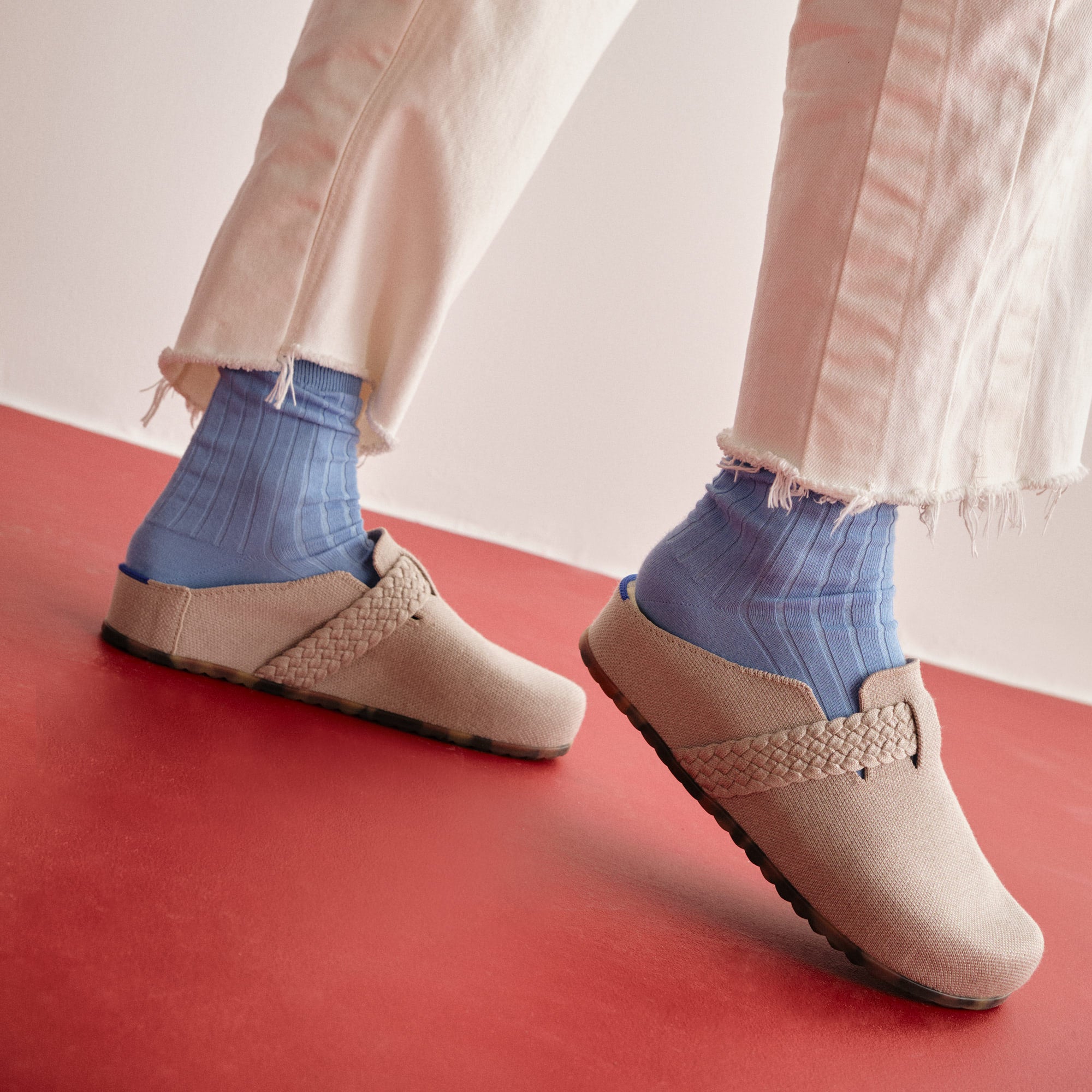 Alternative view of The Braid Clog   Dove