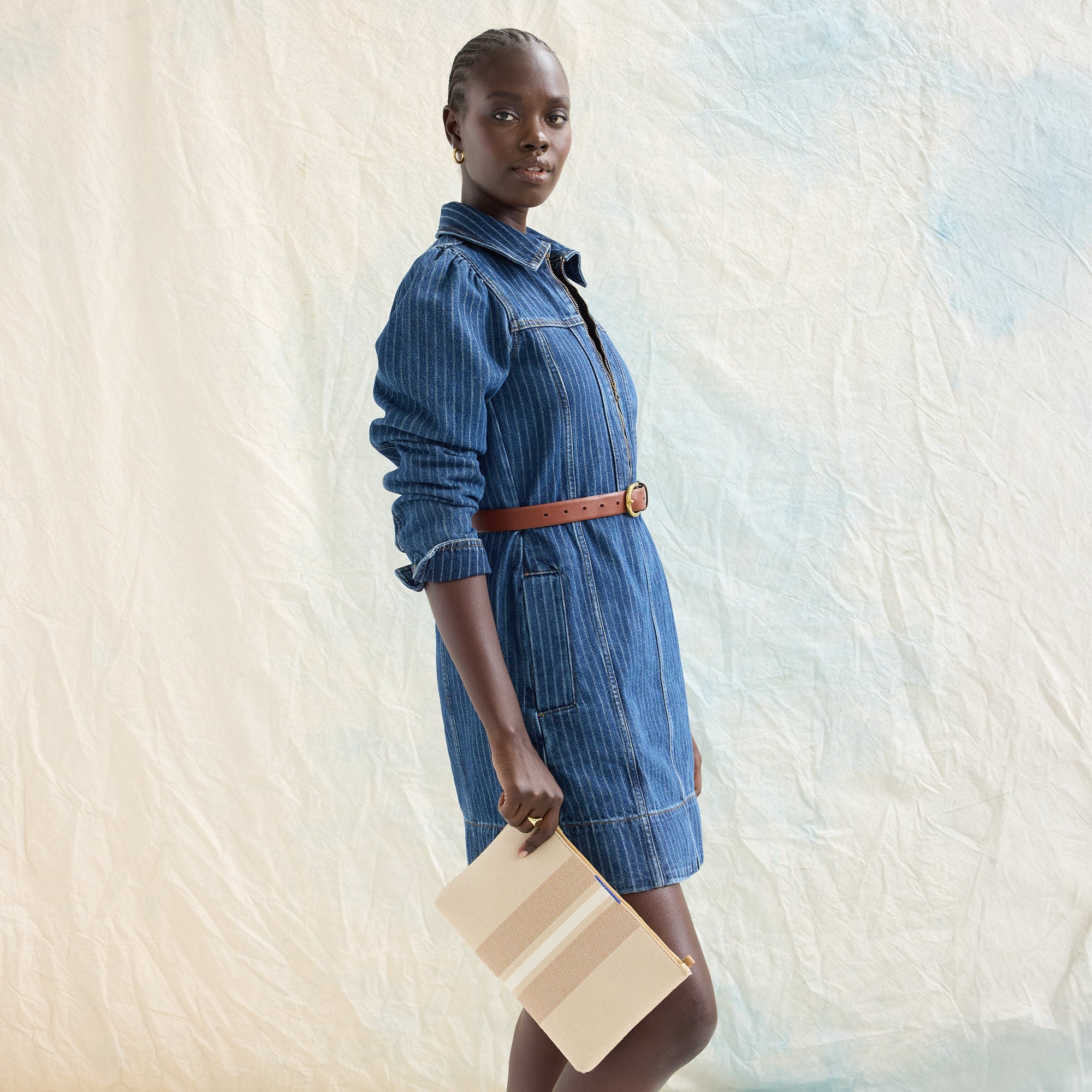 The Convertible Clutch Oat Latte - Image 5