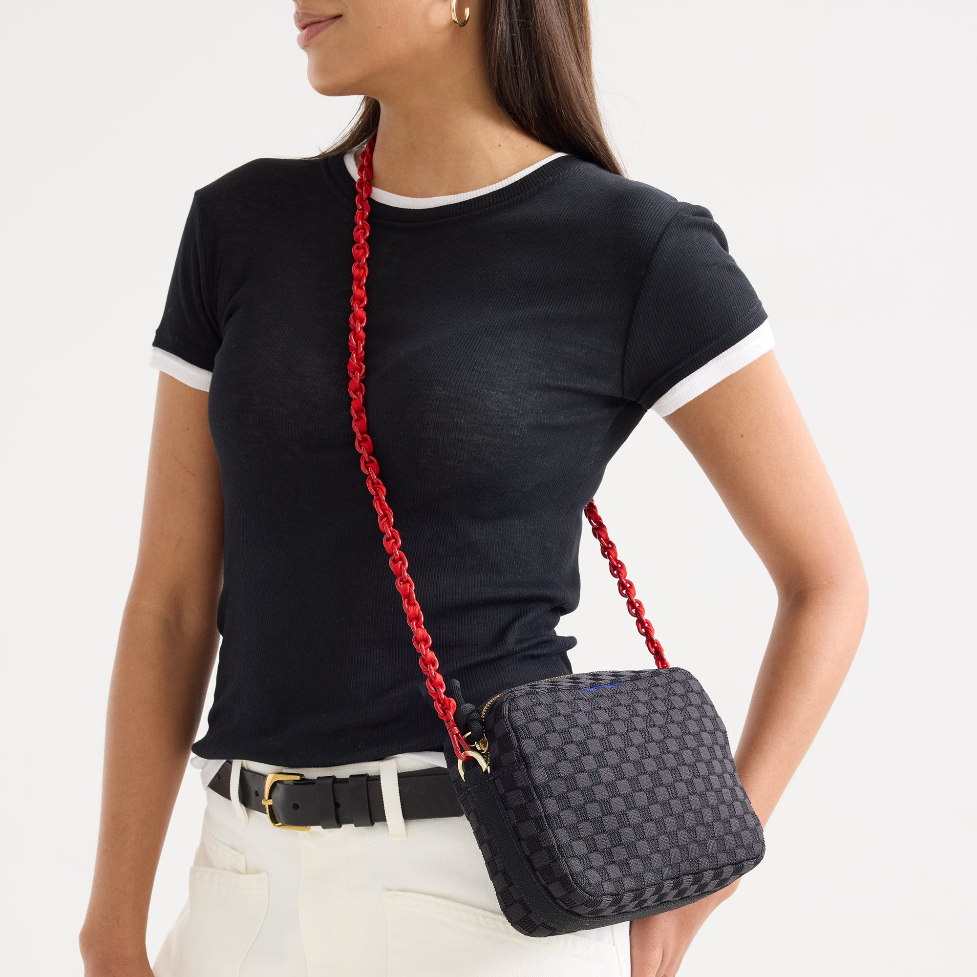 Alternative view of The Crossbody Strap   Scarlet Chain Knit