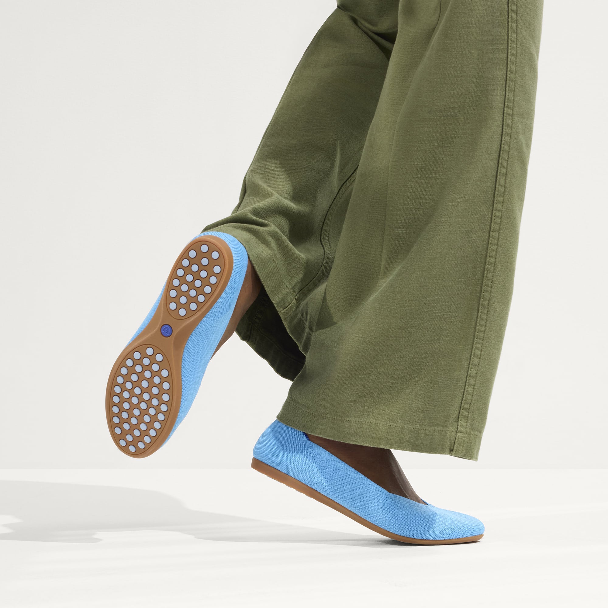 The Daily Flat Robin Blue - Image 3