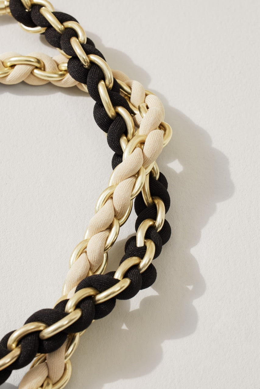 The Shoulder Strap Black Chain - Image 6